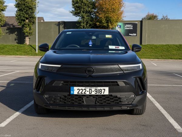 Opel Mokka SUV, Petrol, 2022, Black