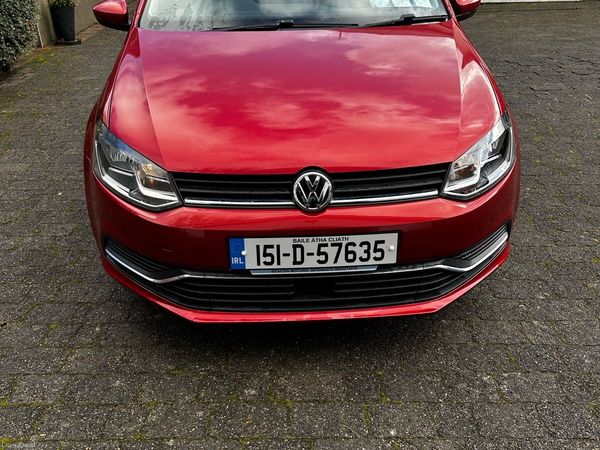 Volkswagen Polo Hatchback, Petrol, 2015, Red