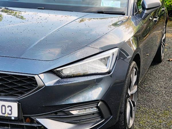 SEAT Leon Estate, Petrol Plug-in Hybrid, 2021, Grey