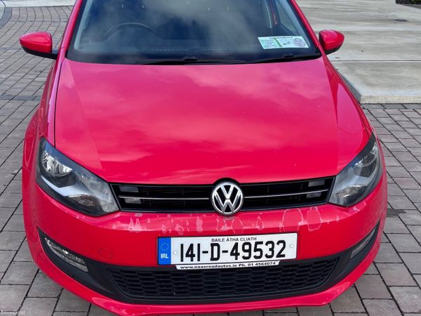 Volkswagen Polo Hatchback, Petrol, 2014, Red