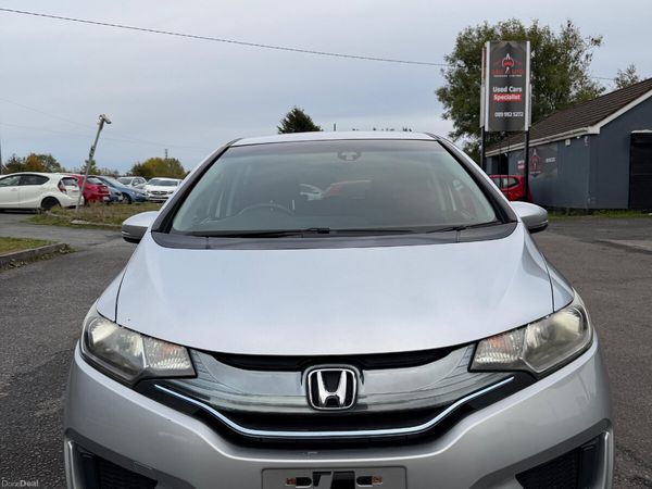Honda Fit Hatchback, Petrol Hybrid, 2015, Silver