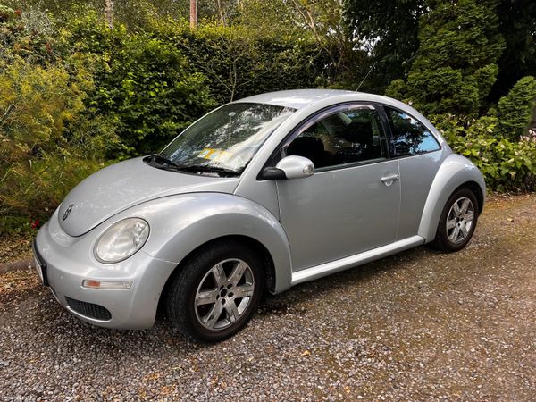Volkswagen Beetle Hatchback, Petrol, 2008, Silver