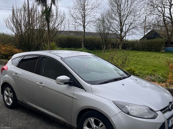 Ford Focus Hatchback, Diesel, 2011, Silver