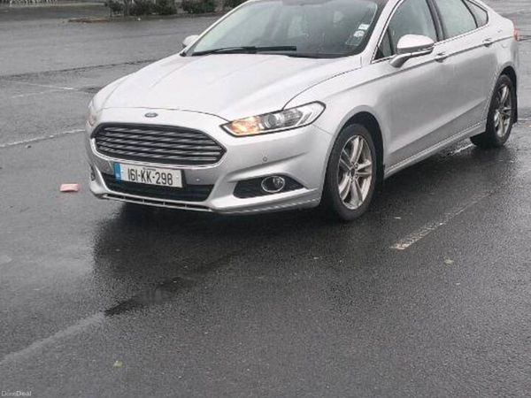 Ford Mondeo Hatchback, Diesel, 2016, Silver