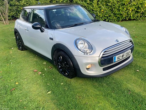 Mini Cooper Hatchback, Diesel, 2014, Silver