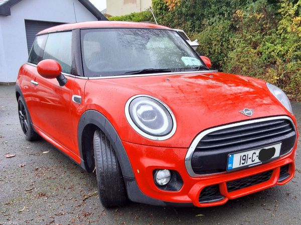 Mini Cooper Hatchback, Petrol, 2019, Orange