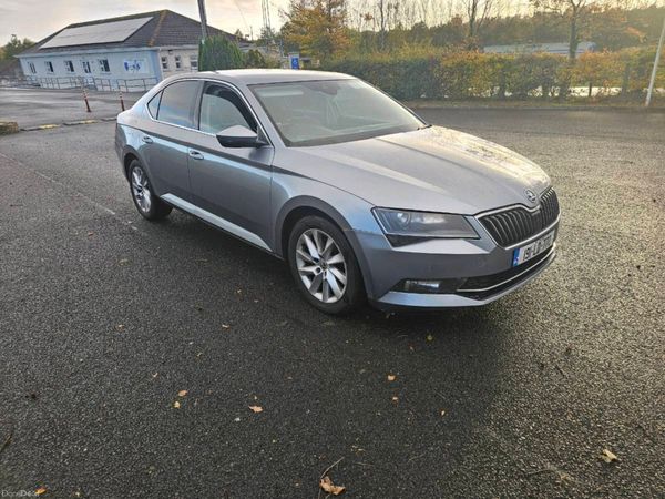 Skoda Superb Hatchback, Diesel, 2019, Grey