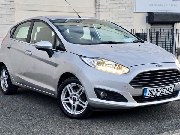 Ford Fiesta Hatchback, Petrol, 2015, Silver
