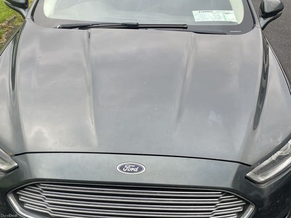 Ford Mondeo Hatchback, Diesel, 2016, Green