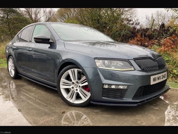 Skoda Octavia Saloon, Diesel, 2016, Grey
