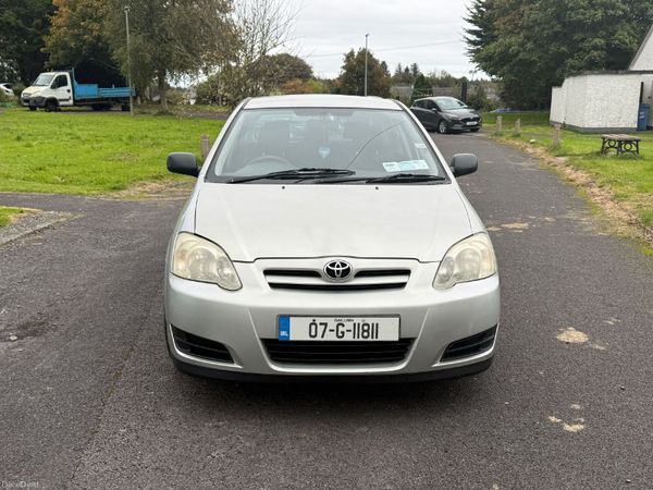 Toyota Corolla Hatchback, Petrol, 2007, Silver