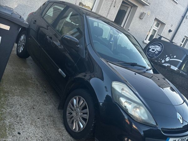 Renault Clio Hatchback, Ethanol Petrol, 2010, Black