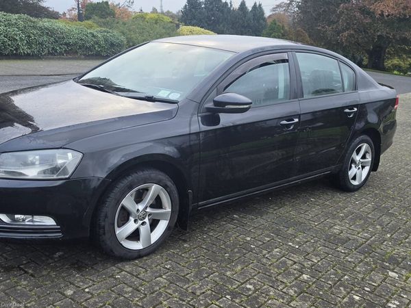 Volkswagen Passat Saloon, Diesel, 2012, Black