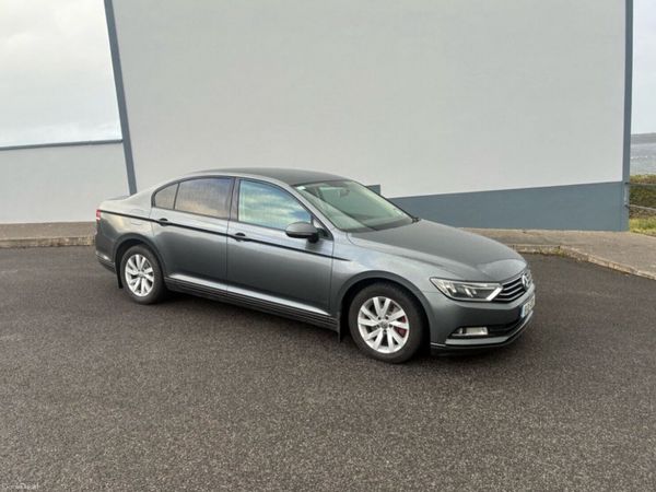 Volkswagen Passat Saloon, Diesel, 2015, Grey