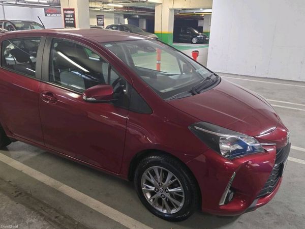 Toyota Yaris MPV, Petrol, 2019, Red
