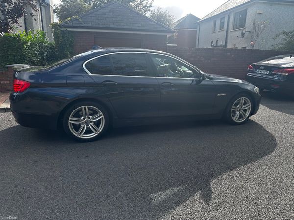 BMW 5-Series Saloon, Diesel, 2011, Blue