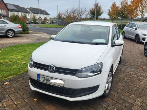 Volkswagen Polo Hatchback, Petrol, 2012, White