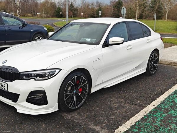 BMW 3-Series Saloon, Petrol Plug-in Hybrid, 2021, White