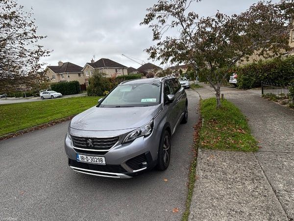 Peugeot 5008 MPV, Petrol, 2018, Grey