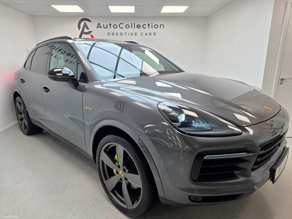 Porsche Cayenne Estate, Petrol Hybrid, 2023, Grey
