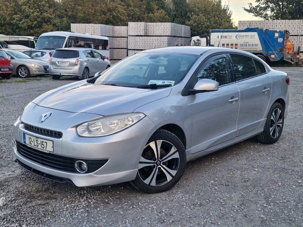 Renault Fluence Saloon, Diesel, 2012, Silver