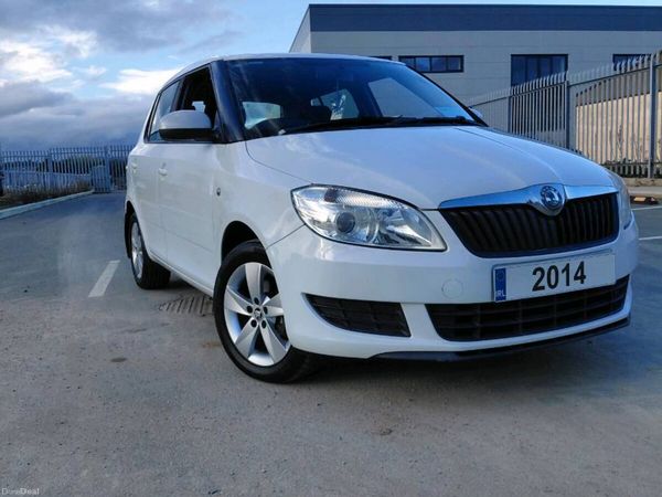 Skoda Fabia , Petrol, 2014, White