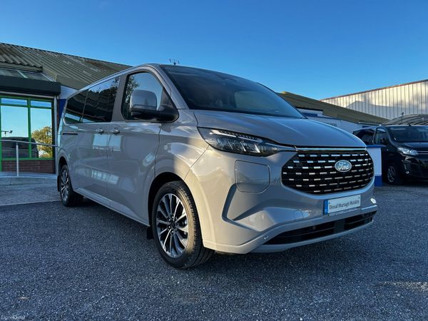 Ford Tourneo Custom MPV, Petrol Plug-in Hybrid, 2027, Grey