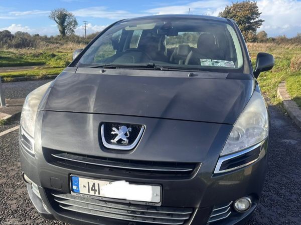Peugeot 5008 MPV, Diesel, 2014, Grey