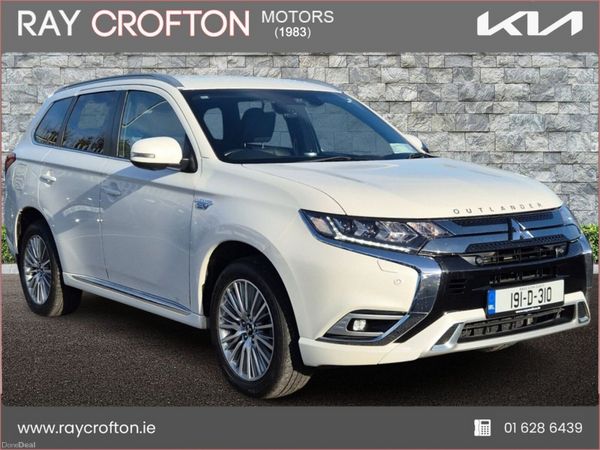 Mitsubishi Outlander SUV, Petrol Plug-in Hybrid, 2019, White