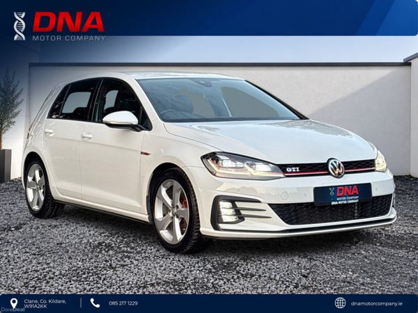Volkswagen Golf Hatchback, Petrol, 2018, White