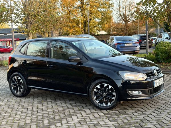 Volkswagen Polo Hatchback, Diesel, 2014, Black