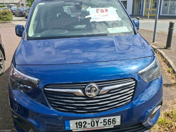 Vauxhall Combo MPV, Diesel, 2019, Blue
