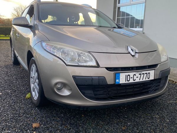 Renault Megane Estate, Diesel, 2010, Gold
