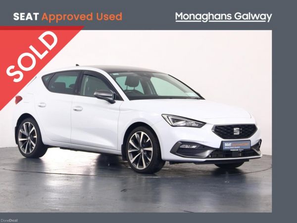 SEAT Leon Hatchback, Petrol Plug-in Hybrid, 2021, White