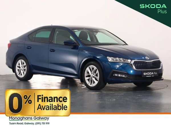 Skoda Octavia Hatchback, Diesel, 2022, Blue