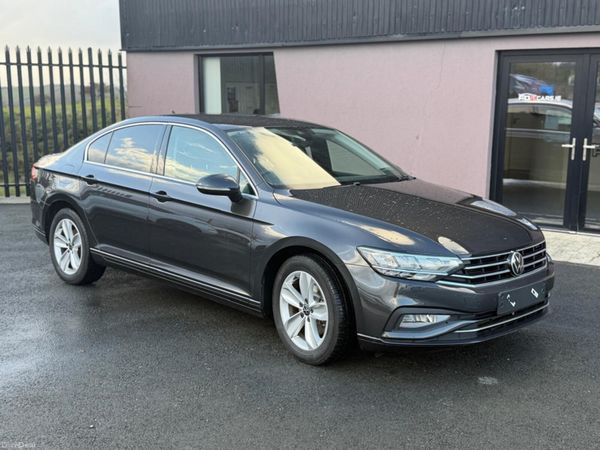 Volkswagen Passat Saloon, Diesel, 2021, Grey