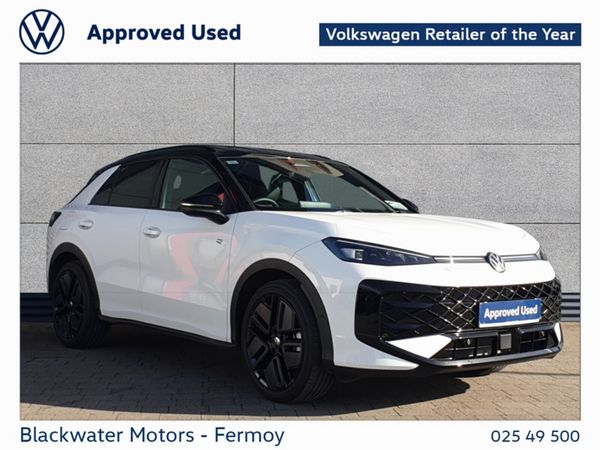 Volkswagen T-Roc Hatchback, Petrol, 2026, Black
