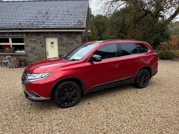 Mitsubishi Outlander SUV, Diesel, 2019, Red