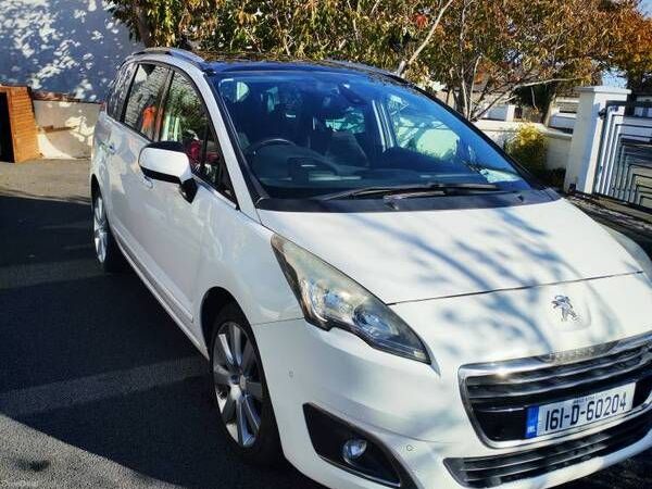 Peugeot 5008 MPV, Diesel, 2016, White