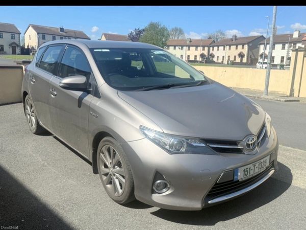 Toyota Auris MPV, Petrol Hybrid, 2015, Bronze