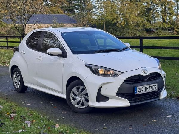Toyota Yaris Hatchback, Petrol, 2020, White