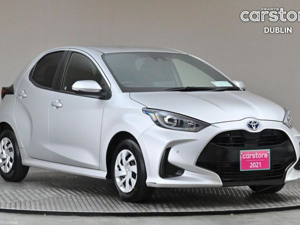 Toyota Yaris Hatchback, Petrol Hybrid, 2021, Silver