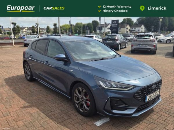 Ford Focus Hatchback, Petrol Hybrid, 2024, Blue