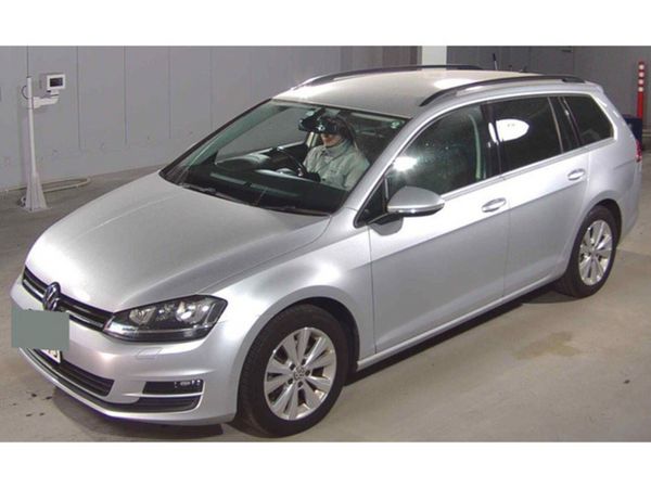 Volkswagen Golf Estate, Petrol, 2015, Silver