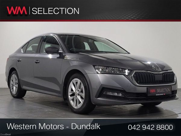 Skoda Octavia Saloon, Petrol, 2022, Grey