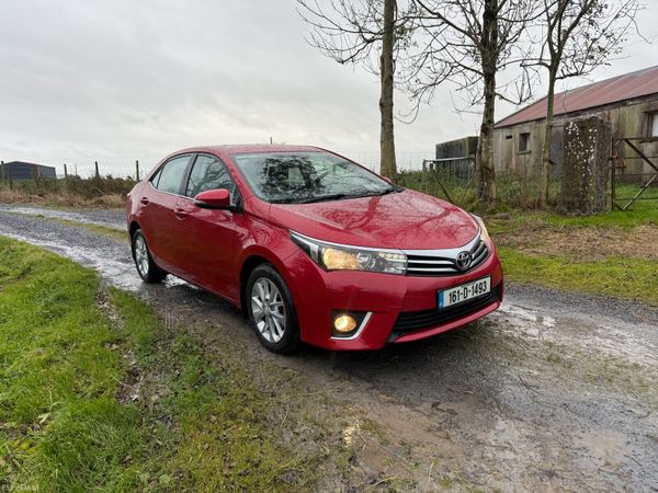Toyota Corolla Saloon, Diesel, 2016, Red