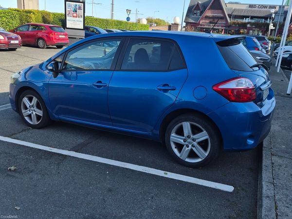 Toyota Auris Hatchback, Petrol, 2010, Blue
