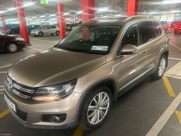 Volkswagen Tiguan SUV, Diesel, 2015, Brown