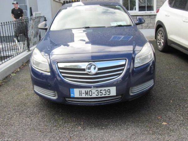 Vauxhall Insignia Hatchback, Diesel, 2011, Blue