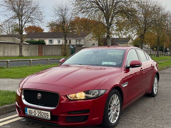 Jaguar XE Saloon, Diesel, 2016, Red